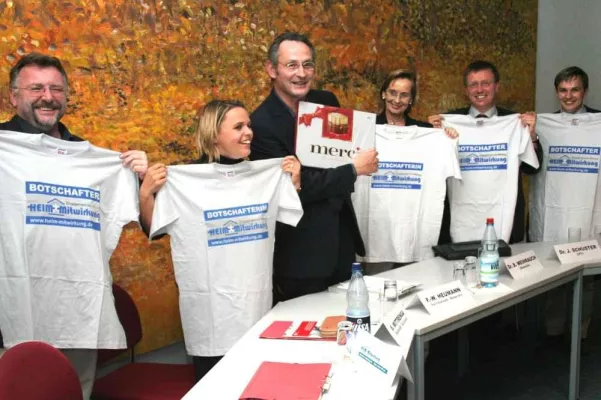 Bild: Staatsrätin und Politiker zu Botschaftern ernannt