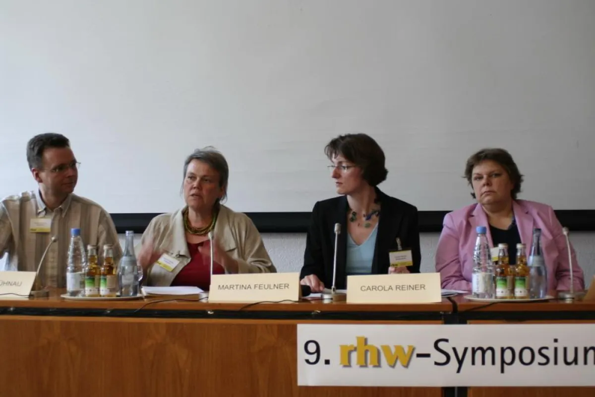 Auf dem 9. rhw-Symposium zur Alten- und Behindertenhilfe: Experten stellen sich den Fragen aus dem Auditorium