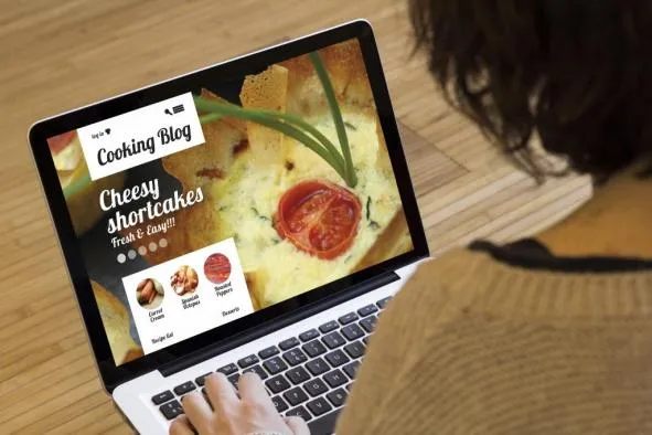Erfolgreich bloggen – vom ersten Klick an Bild: Erfolgreich bloggen – vom ersten Klick an
