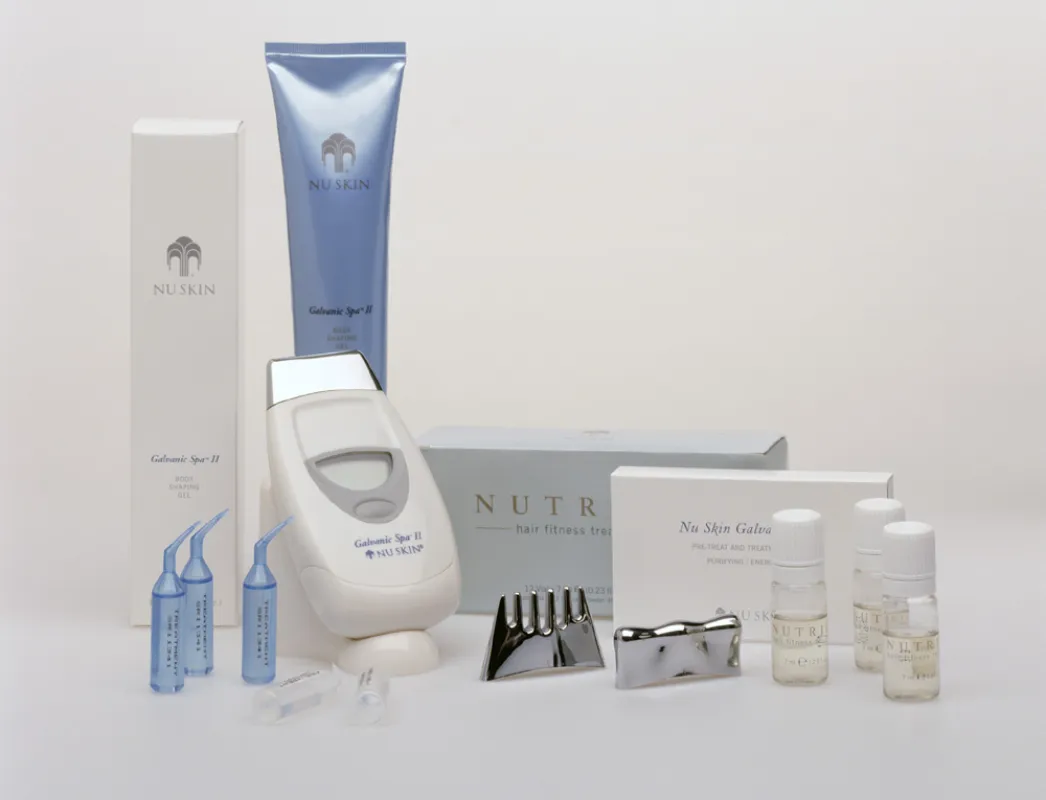 Die neue Wunderwaffe gegen Falten. Das Galvanic Spa System II von Nu Skin.