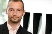 Bild: Julian Geist, Leiter der Unternehmenskommunikation bei ProSiebenSat.1, verrät Praxispannen