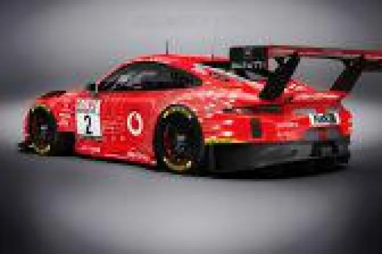 Bild: Nachwuchspilot Marek Böckmann startet in seine zweite VLN Saison