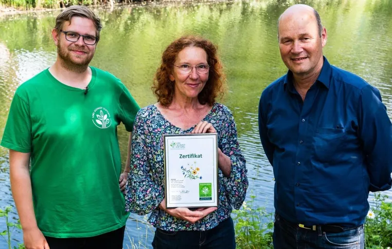 Bild: Natur auf dem Firmengelände – Ein Wilhelmsburger Familienunternehmen zeigt, wie es geht