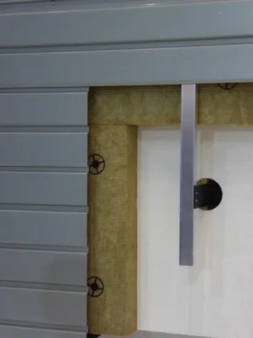 Vorgehängte Zinkfassade von Rheinzink hilft Bauherren beim Sparen Bild: Vorgehängte Zinkfassade von Rheinzink hilft Bauherren beim Sparen