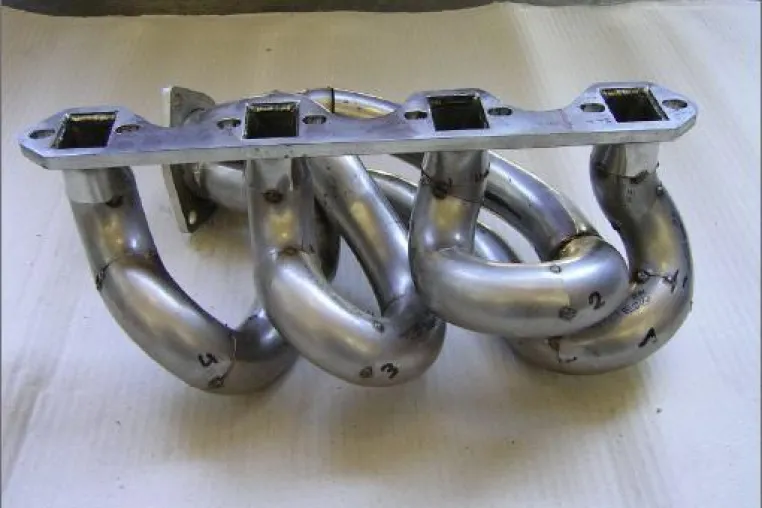 individual-exhaust fertigt Fächerkrümmer in Einzelanfertigung Bild: individual-exhaust fertigt Fächerkrümmer in Einzelanfertigung