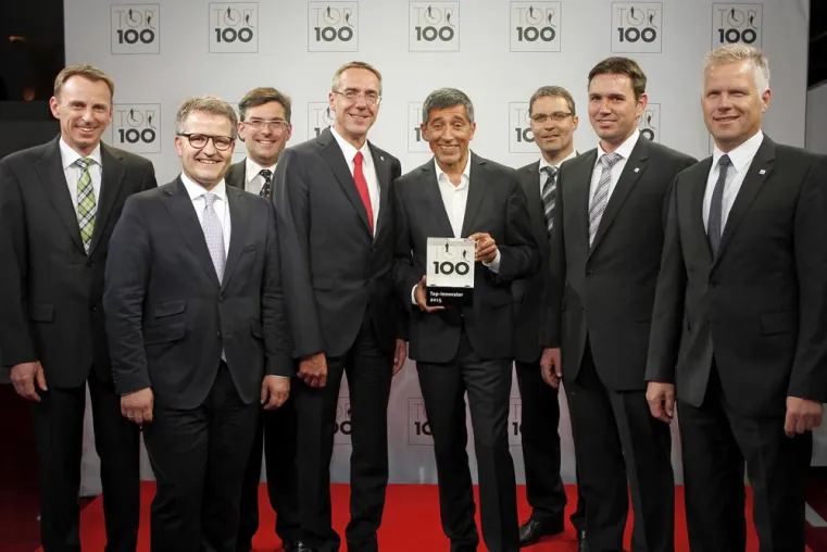 Bild: Beton Kemmler erhält das 'Top 100'-Gütesiegel für seine permanenten Verbesserungen