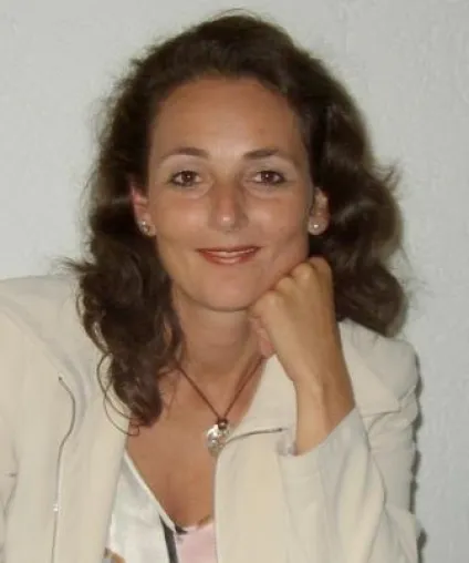 Schulen zeigen Stärke. Marketingexpertin Katja Hofmann coacht Preisträger des BoriS-Berufswahlsiegel Bild: Schulen zeigen Stärke. Marketingexpertin Katja Hofmann coacht Preisträger des BoriS-Berufswahlsiegel
