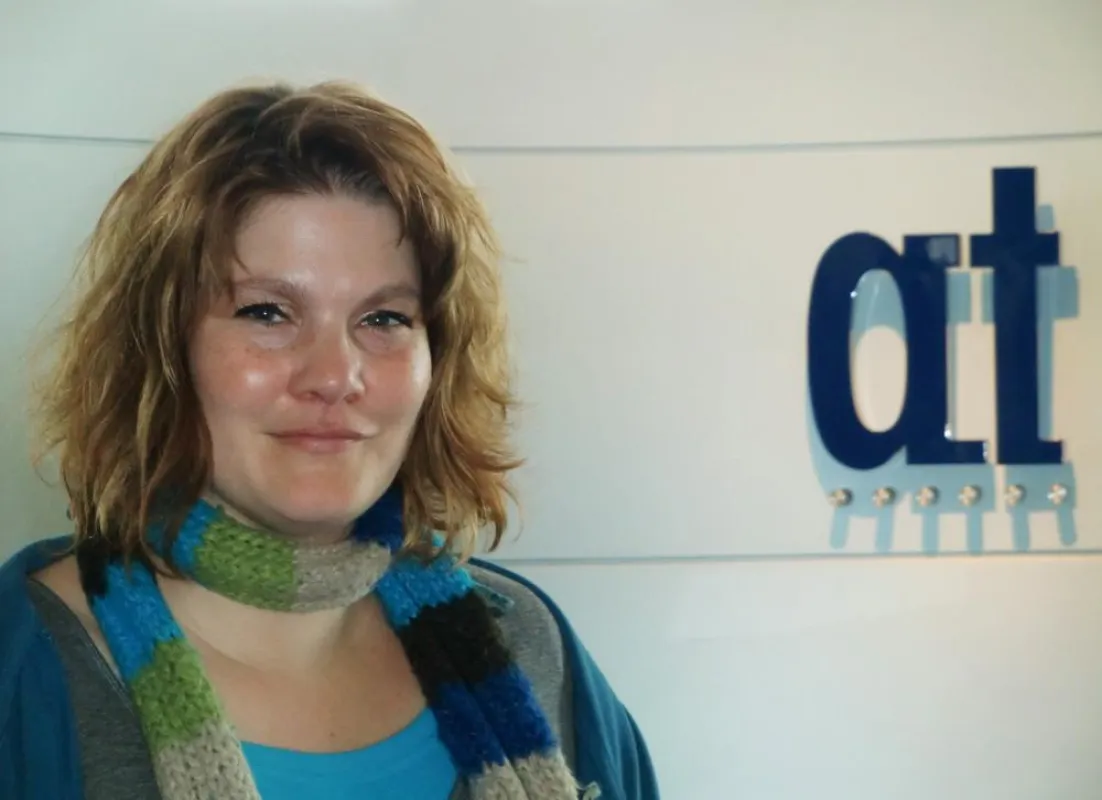 Natalie Hüren, at sales communications