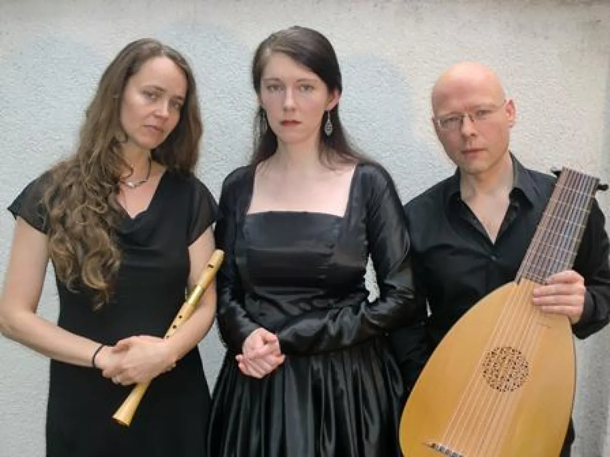 Resonantia: Ulrike Wolf, Doreen Busch und Frank Petersen