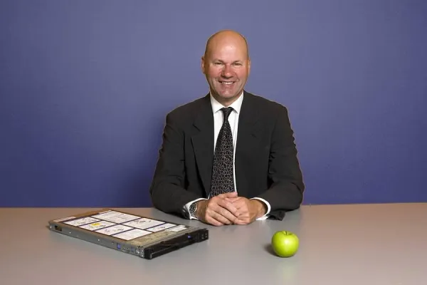 Herr Harald Rossol, Gründer der erecon AG, erhält Auszeichnung "Klimaschutzbetrieb 2009" Bild: Herr Harald Rossol, Gründer der erecon AG, erhält Auszeichnung "Klimaschutzbetrieb 2009"