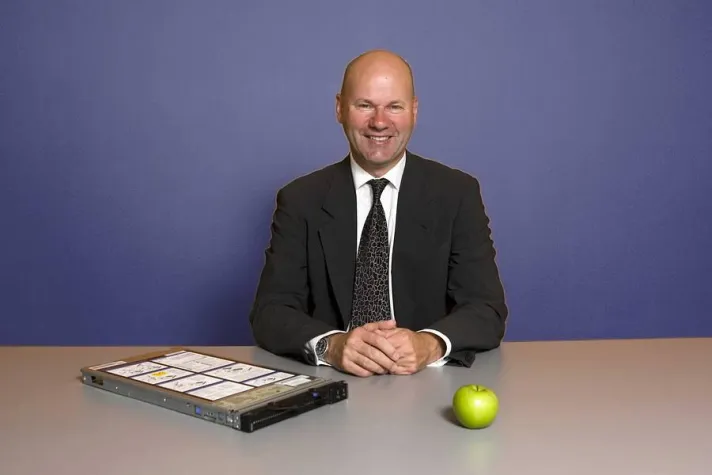 Bild: Herr Harald Rossol, Gründer der erecon AG, erhält Auszeichnung "Klimaschutzbetrieb 2009"