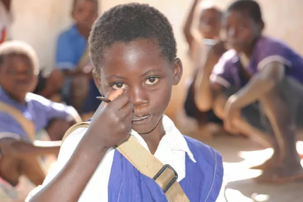 Bild: Charity-Kochbuch „Köche für Afrika“: 52 leckere Rezepte zum Muttertag