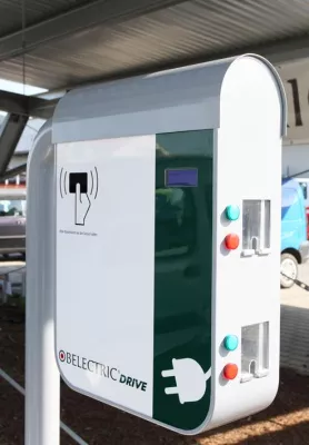 Bild: BELECTRIC Ladebox für Intersolar Award 2011 nominiert