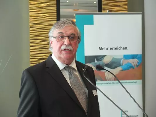 Bild: Selbständigen-Präsident Hieber wiedergewählt