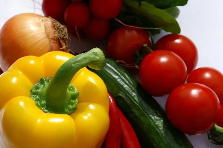 Bild: Essen ohne Skandal - Verzicht auf tierische Produkte einfacher als gedacht