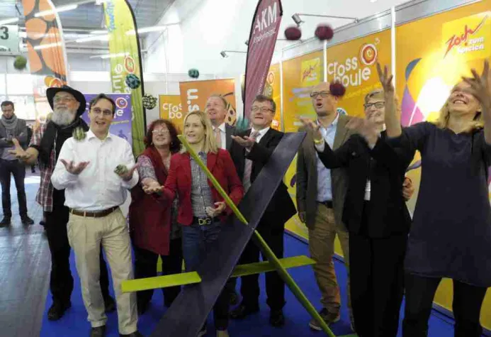 Bild: Freizeitspaß hoch 3: 55.000 Unternehmungslustige stürmten die zwei Mitmachmessen SPIELWIES’N und FORSCHA