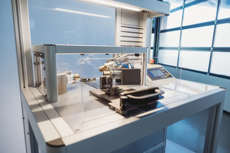 Bild: QS-MultiStation - Ideal als Handarbeitsplatz für halbautomatische Dichtheitsprüfungen