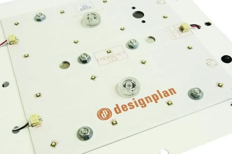 Licht an für LEDs – Einfach unkompliziert durch Geräteträgeraustausch Bild: Licht an für LEDs – Einfach unkompliziert durch Geräteträgeraustausch
