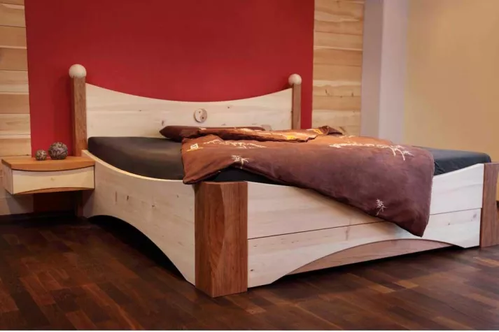 Im Zirbenbett einen Traum voraus Bild: Im Zirbenbett einen Traum voraus