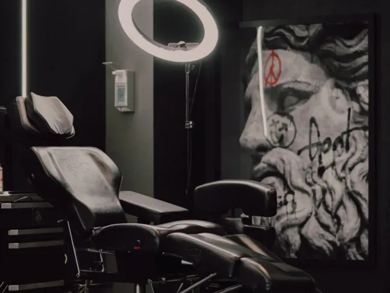 Bild: AMC Tattoo Studio Frankfurt vom US-Magazin Inked für World Tattoo Day ausgewählt