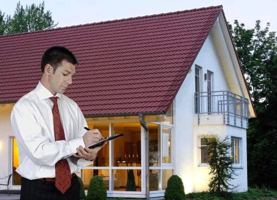 Bild: Reden ist Silber, Schweigen ist Arglist: Immobilienverkäufer müssen alle möglichen Mängel offenlegen