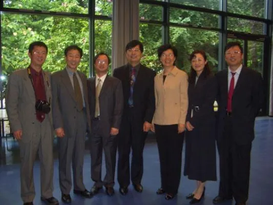 Bild: Delegation hochrangiger chinesischer Wissenschafter zu Gast bei den Carl Duisberg Centern in Köln