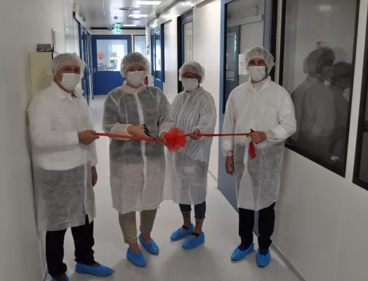 Bild: Haupt Pharma Wülfing, Mitglied der Aenova Group, modernisiert das Gebäude für pharmazeutische Entwicklung