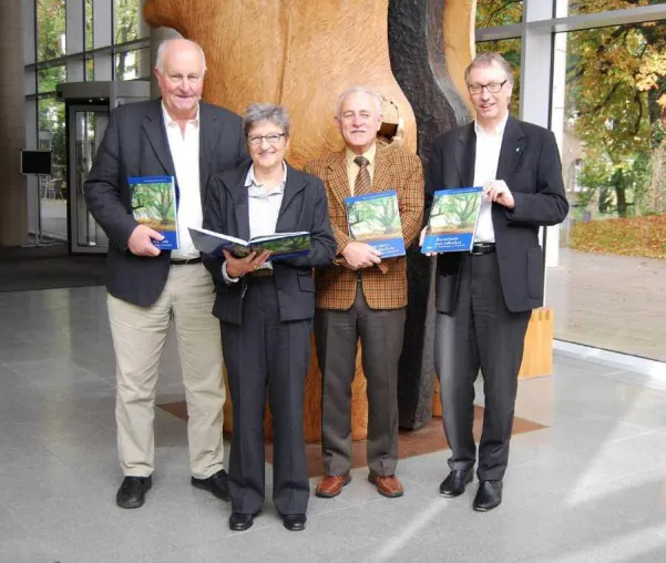 Erfolgsgeschichte: Buch über den Urwald Sababurg geht in die zweite Auflage Bild: Erfolgsgeschichte: Buch über den Urwald Sababurg geht in die zweite Auflage