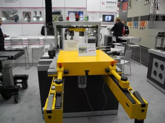Bild: ROEMHELD mit Fazit zur Euroblech: Automatische Werkzeug-Spanntechnik sehr gefragt