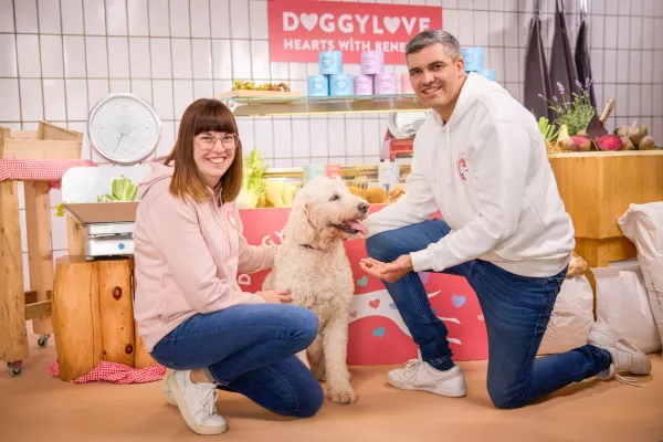 Bild: Startup DoggyLove – Aus Liebe zum Hund: Metzgerei überrascht mit pflanzlichen Hundesnacks