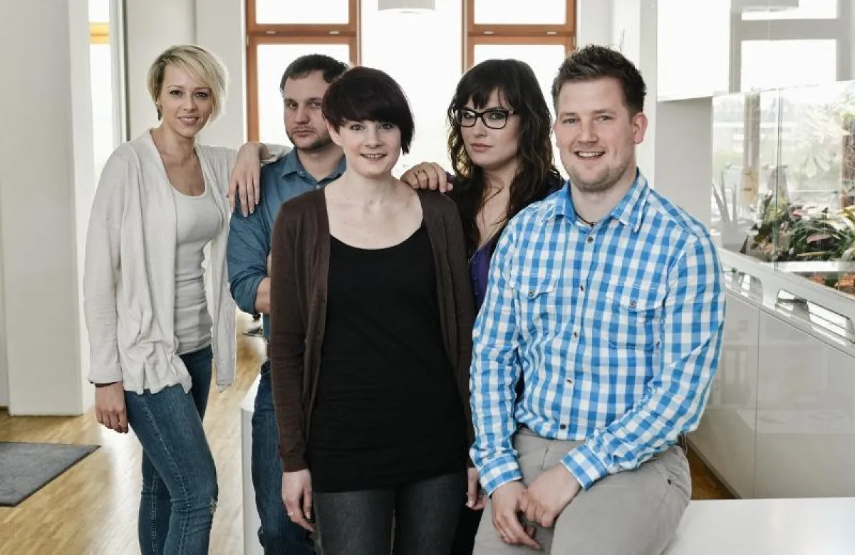 (v.li.): Vanessa Salomon, Jens Nolting, Pascale Brinkel, Elisabeth Frick, Alexander Kroeze