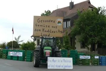 Große Bauerndemo im Knoblauchsland Bild: Große Bauerndemo im Knoblauchsland