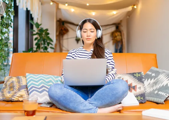 Cambridge Assessment: Global anerkannter Englischtest nutzt jetzt KI und ist online aus dem Homeoffice machbar Bild: Cambridge Assessment: Global anerkannter Englischtest nutzt jetzt KI und ist online aus dem Homeoffice machbar