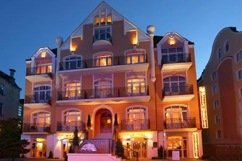 Bild: Im Hotel Herkules Swinemünde erholen sich Urlauber schon seit Jahrhunderten