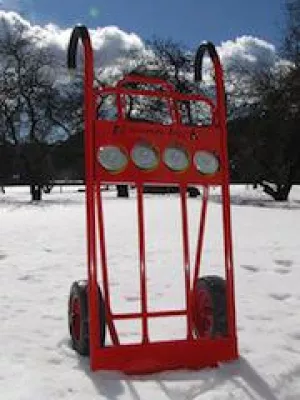 Bild: Sackkarre sichert Lasten mit patentierter Magnettechnik