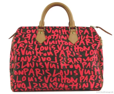 Bild: Gebrauchte Louis Vuitton Taschen und Koffer - Spezieller Vintage Secondhand Shop eröffnet