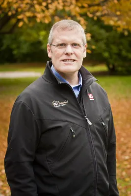 Bild: Gastdozent von neuseeländischer Partneruniversität lehrt an der Hochschule Harz