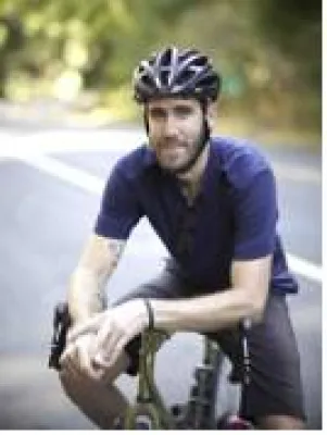Bild: Der renommierte Modedesigner Alex Valdeman (Gap, Levi’s) entwirft eine völlig neue Radsportkollektion für Giro