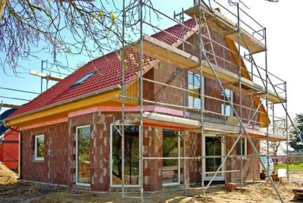 Bild: Rohbaubesichtigung in Erkner am 14. August 2011