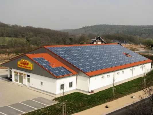 Bild: PV-Anlagen: Gigawatt und Sonne satt