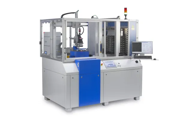 Prozessoptimierung in der Blechprüfung: ERICHSEN stellt vollautomatisierte Systemlösung vor Bild: Prozessoptimierung in der Blechprüfung: ERICHSEN stellt vollautomatisierte Systemlösung vor