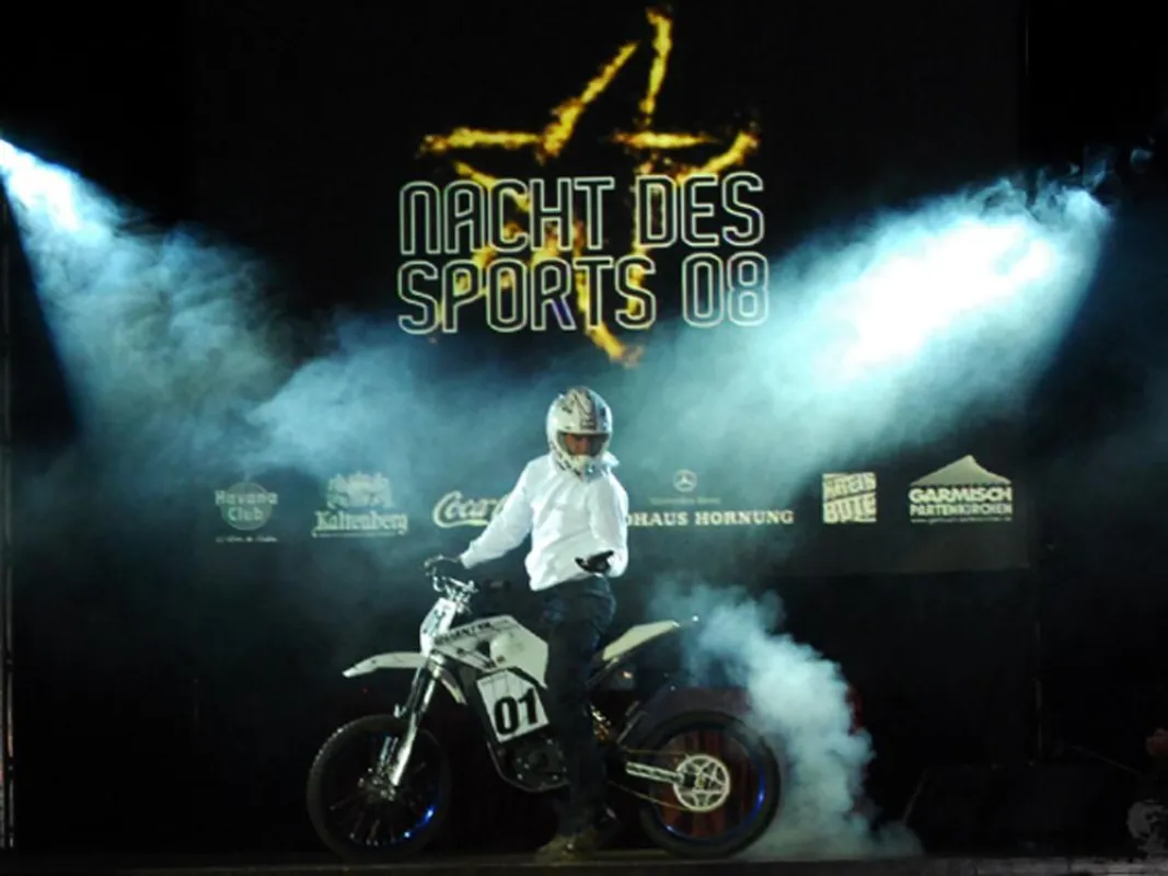 Das Elektromotorrad erobert die Bühne des Sports