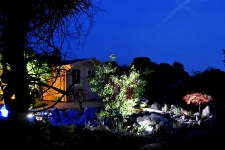 Bild: Oswald Gärten sorgt für faszinierendes Licht in Ihrem Garten