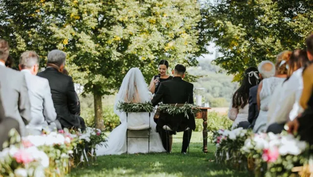 Bild: Romantische Hochzeiten auf dem Sonnenhof