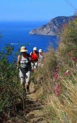Bild: Geschmackssache Cinque Terre : Wanderung mit Weinprobe