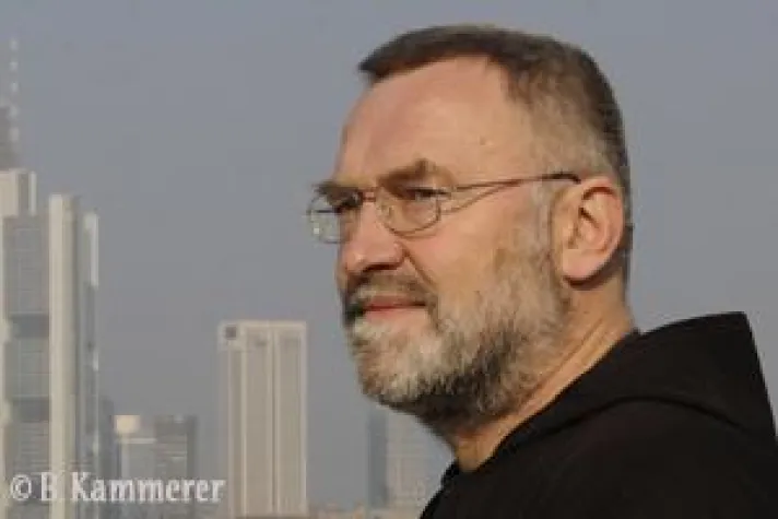 Bild: TV-Kapuziner Bruder Paulus als Gesprächspartner