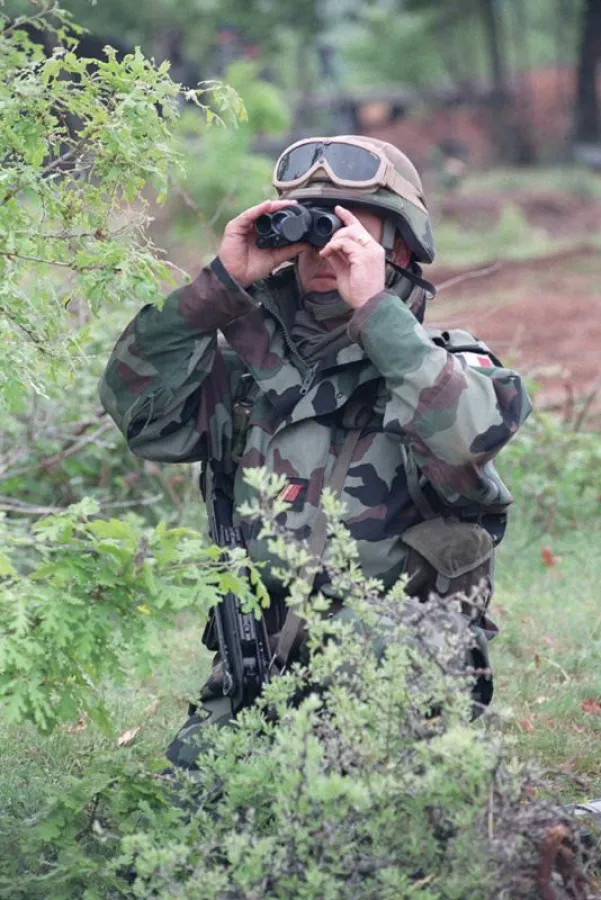 Von den französischen Streitkräften erprobt: Die aus Kermel hergestellten Kampf- und Tarnanzüge.  - Atoll Photographie/Kermel