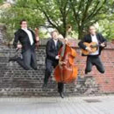 3. riverlounge Festival: WILDES HOLZ Bild: 3. riverlounge Festival: WILDES HOLZ