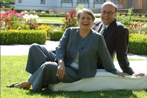 Bild: Neues Gesicht für den Alten oder Eine Zauberfee für unseren Kleiderschrank