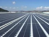 Bild: Photovoltaikinstallationen auf Coca-Cola Gebäuden in Rekordzeit mit UNI-SOLAR PV-Laminaten realisiert